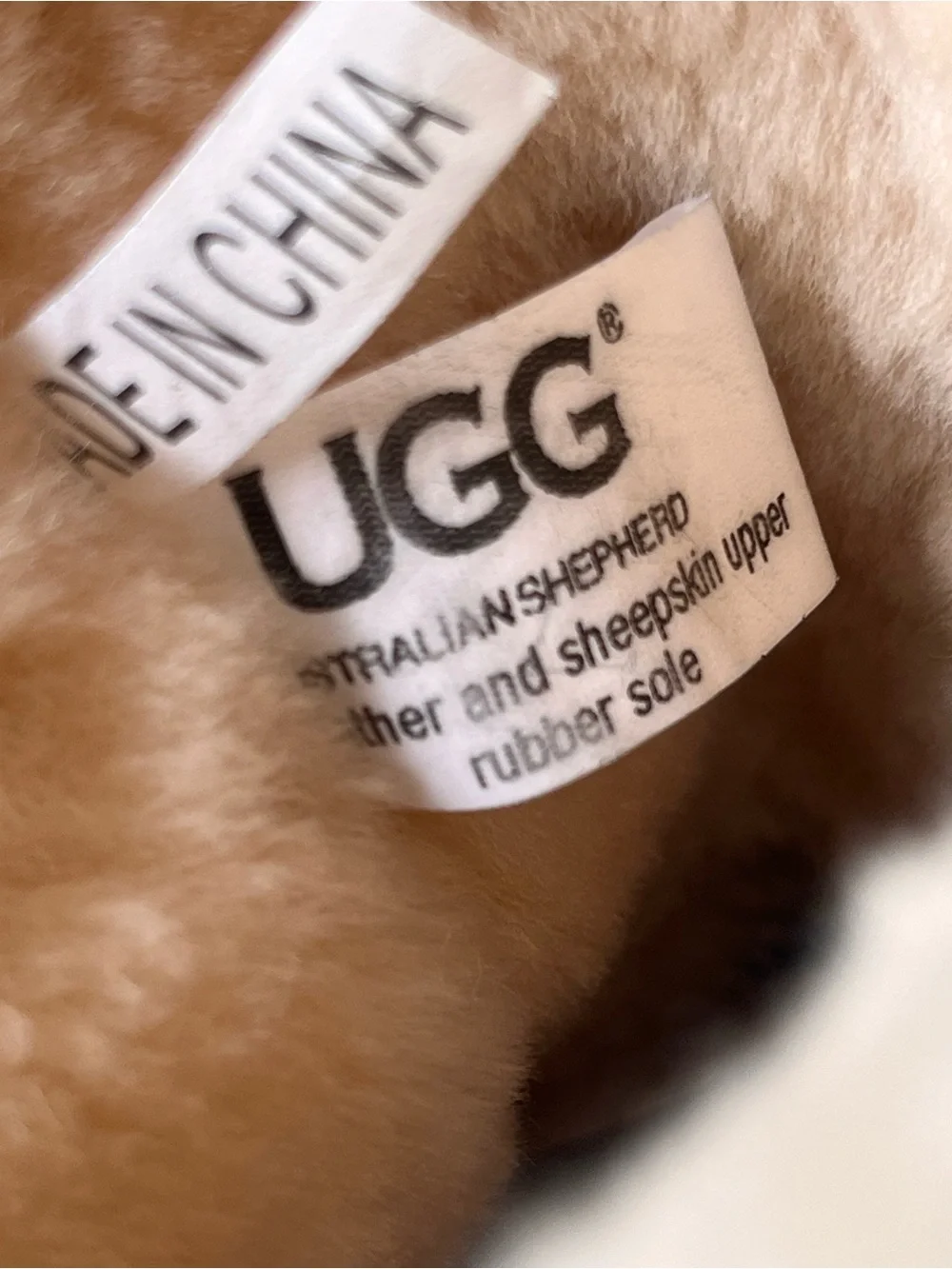 UGG classic short